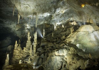 Lurgrotte